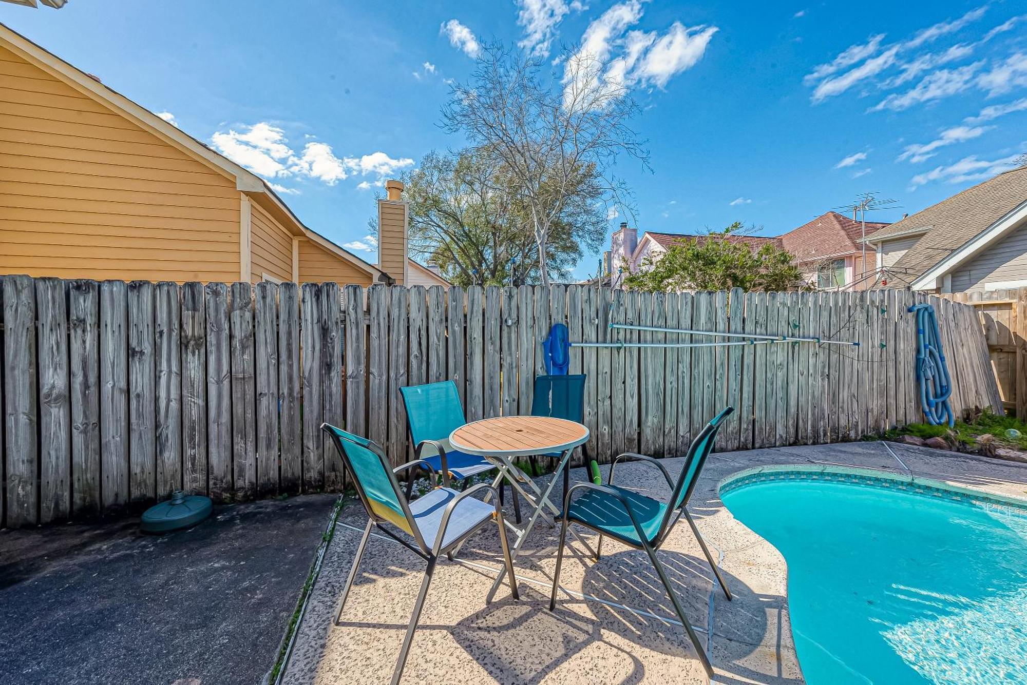 Beat The Heat In Katy Tx - Arcade Room & Pool Houston Luaran gambar